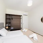 Villa Petra *