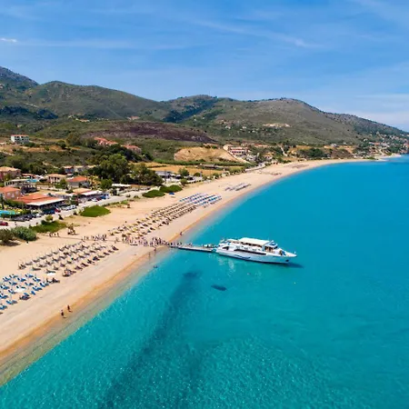 Petra Vila Trapezaki (Kefalonia)