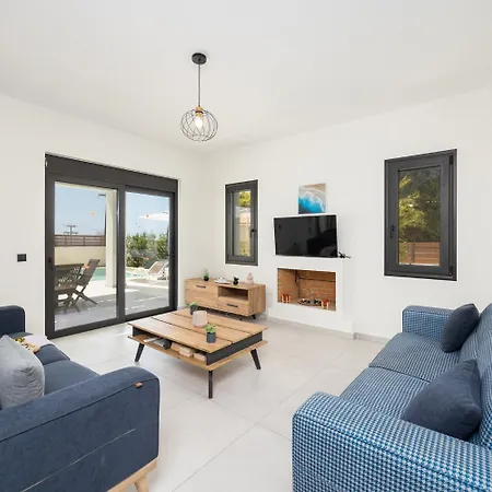 Petra Vila Trapezaki (Kefalonia)